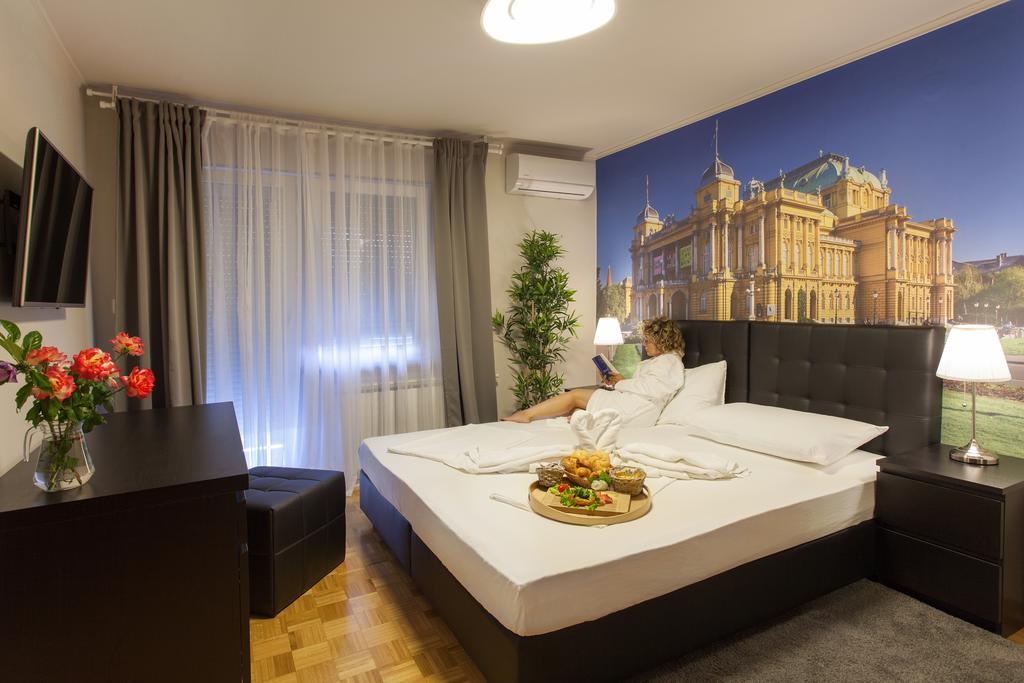 Gec Hotell Zaprešić Eksteriør bilde